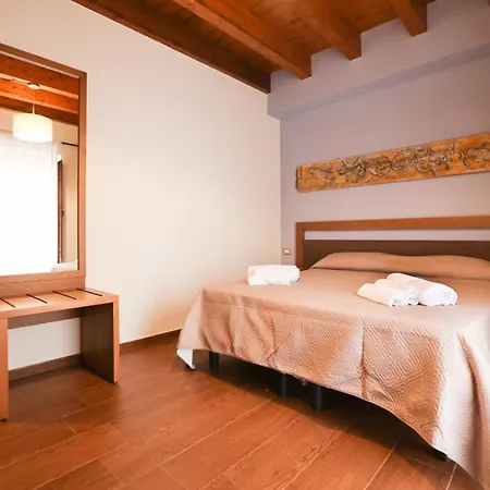 Guest house U Campanaru *